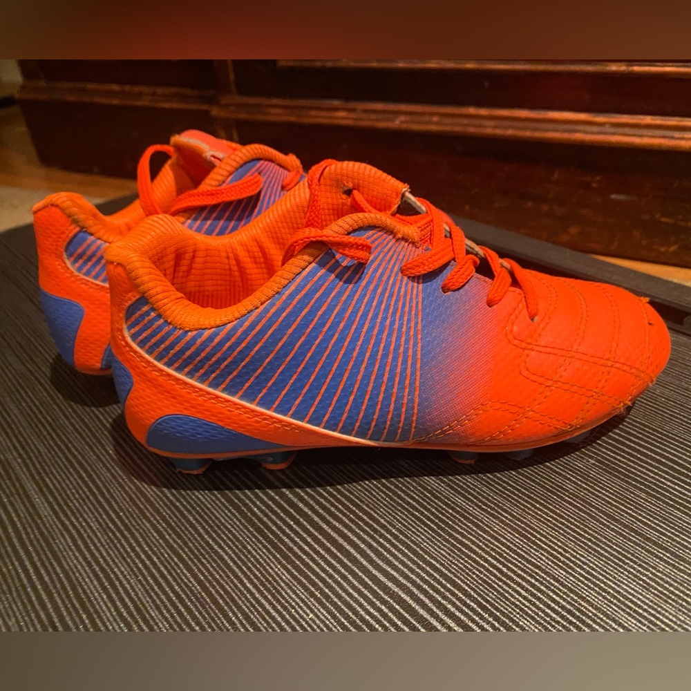 Indoor/Outdoor Soccer Cleats